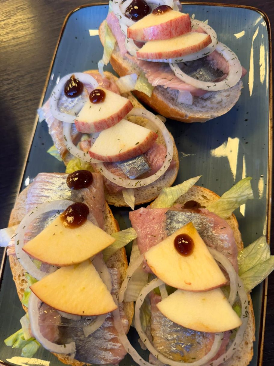 fischbrötchen-in bergen-auf-rugen Frisch belegte Fischbrötchen in Bergen auf Rügen